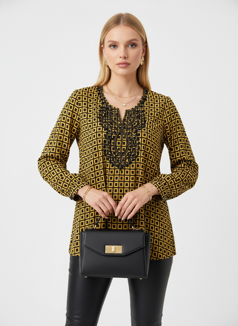 Kendinden desenli önü dantel detaylı hardal sarısı bluz