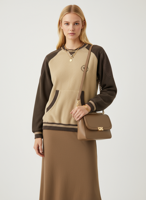 Yeşil bej renginde kazak