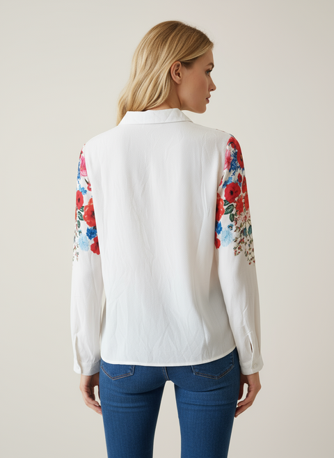 çiçek desenli beyaz bluz