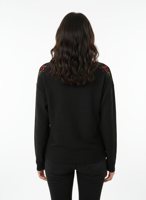 Arkası dantel çiçek detaylı siyah bluz