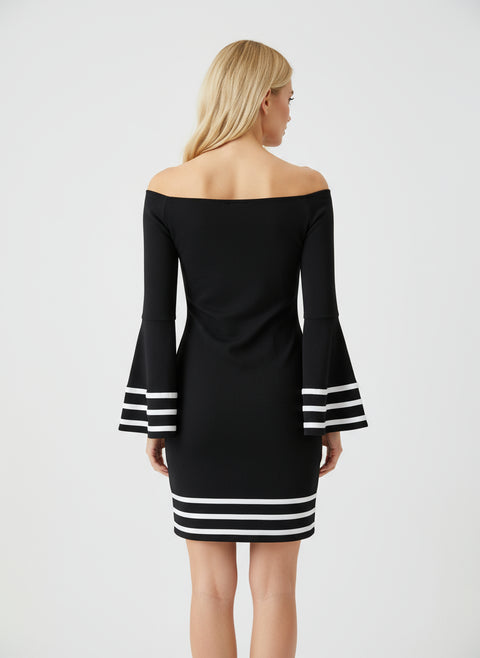 Kayık yaka çizgili siyah mini elbise