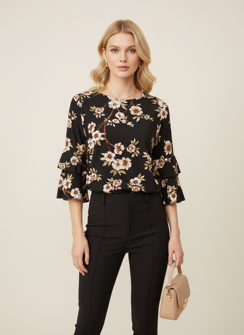 Çiçek detaylı kolları fırfırlı siyah bluz