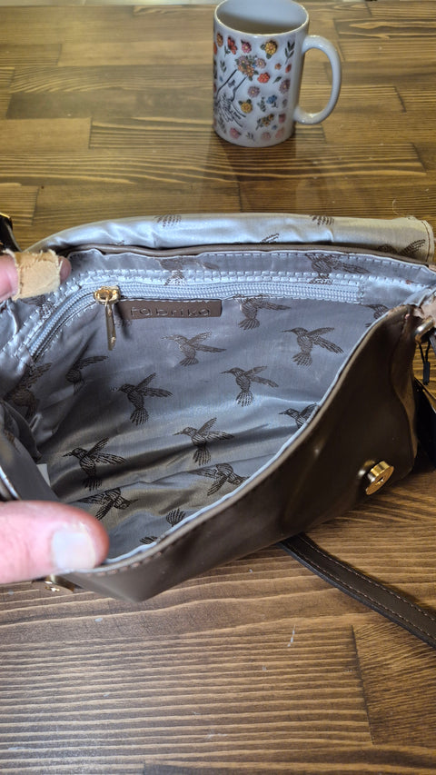 Vizon renk süet-deri çapraz çanta