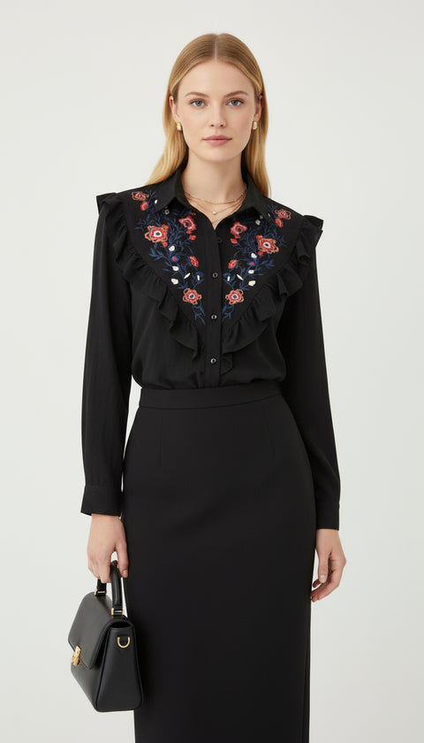 Nakış ve fırfır detaylı siyah gömlek