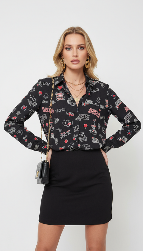 Yazılı siyah gömlek