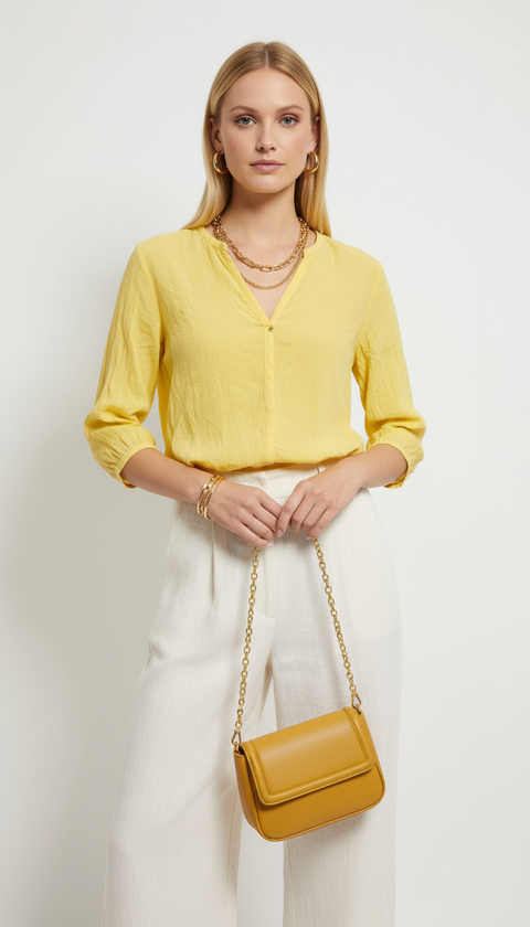 V yaka truvakar kol önü ve yaka uçları gold mini top detaylı sarı bluz