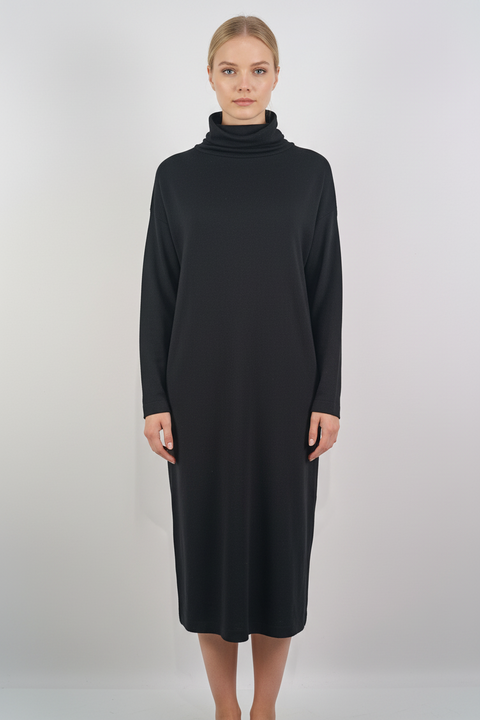 boğazlı triko elbise