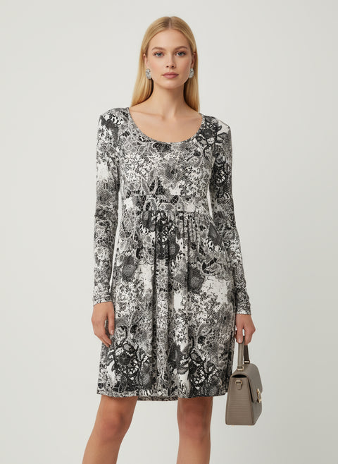 Siyah beyaz desenli bağlama detaylı elbise