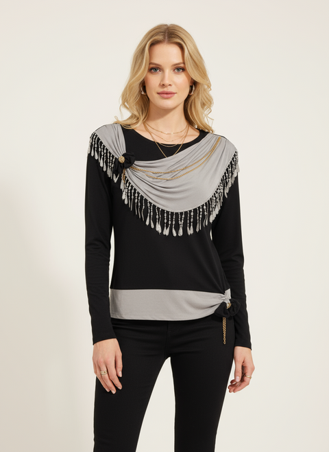 Önü çiçek ve zincir detaylı gri siyah bluz