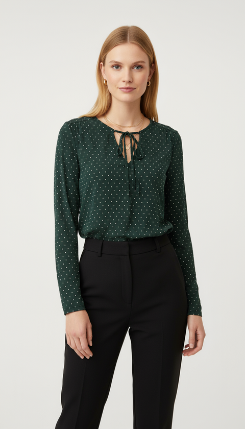 Beli lastikli önü bağlama detaylı siyah beyaz puantiye detaylı yeşil bluz