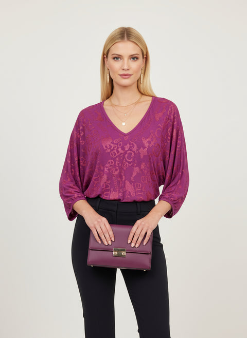 Pembe sim baskılı geniş yaka bluz