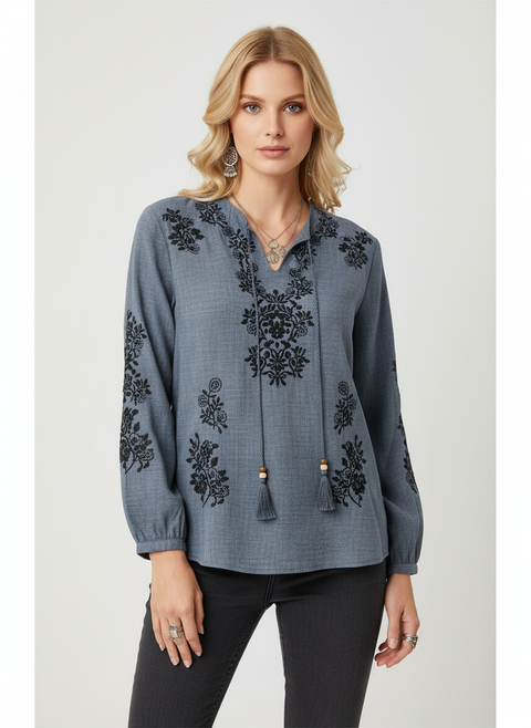 nakış detaylı mavi bluz