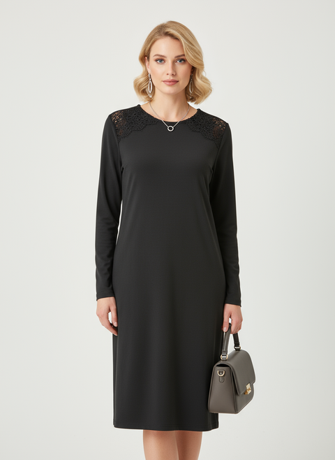 Omuz dantel işlemeli siyah elbise