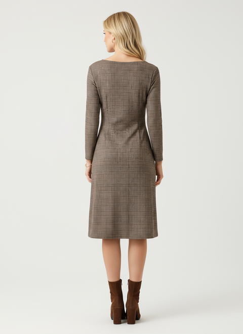 Ekoseli kahverengi elbise