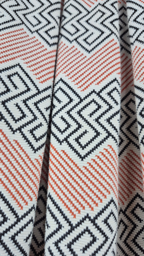 Turuncu siyah desen etek