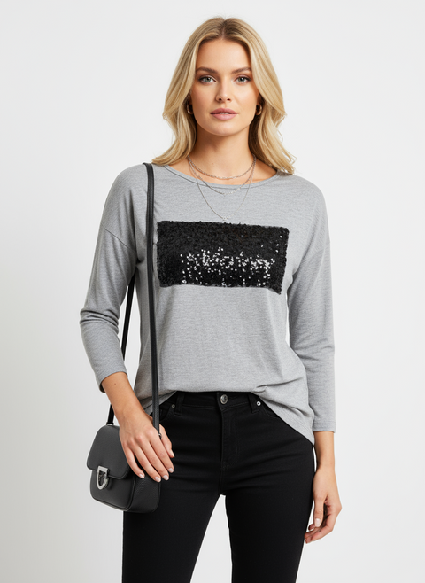 Önü pul detaylı gri kazak