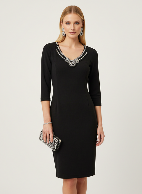 zımba ve boncuk detaylı siyah elbise