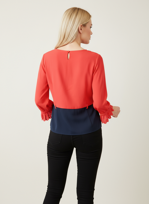 Yakası pile detaylı kırmızı lacivert bluz