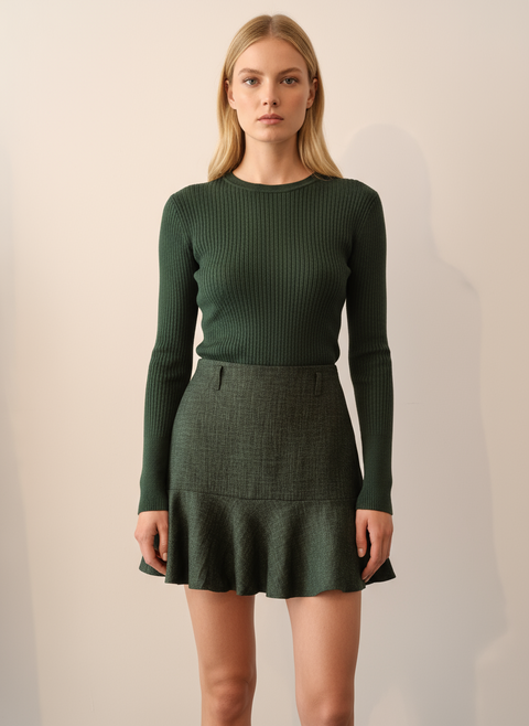 Altı pileli yeşil etek