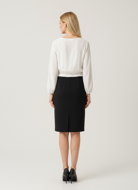 Üstü pileli beyaz altı siyah elbise