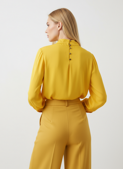 Önü fular ve boncuklu sarı bluz